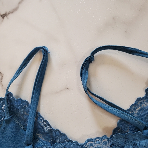 Attention Plus Lace Trim Cami Tank Top size 1X - Picture 6 of 12